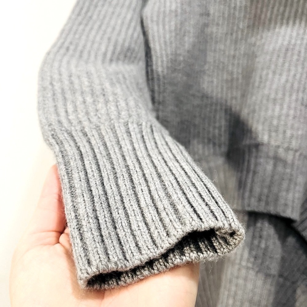 Aritzia Wilfred Free 100% Italian Wool Ribbed Hi Lo Cropped Turtleneck Sweater - Picture 6 of 9